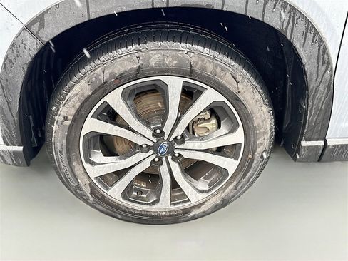 Used 2024 Subaru Forester Limited image 33