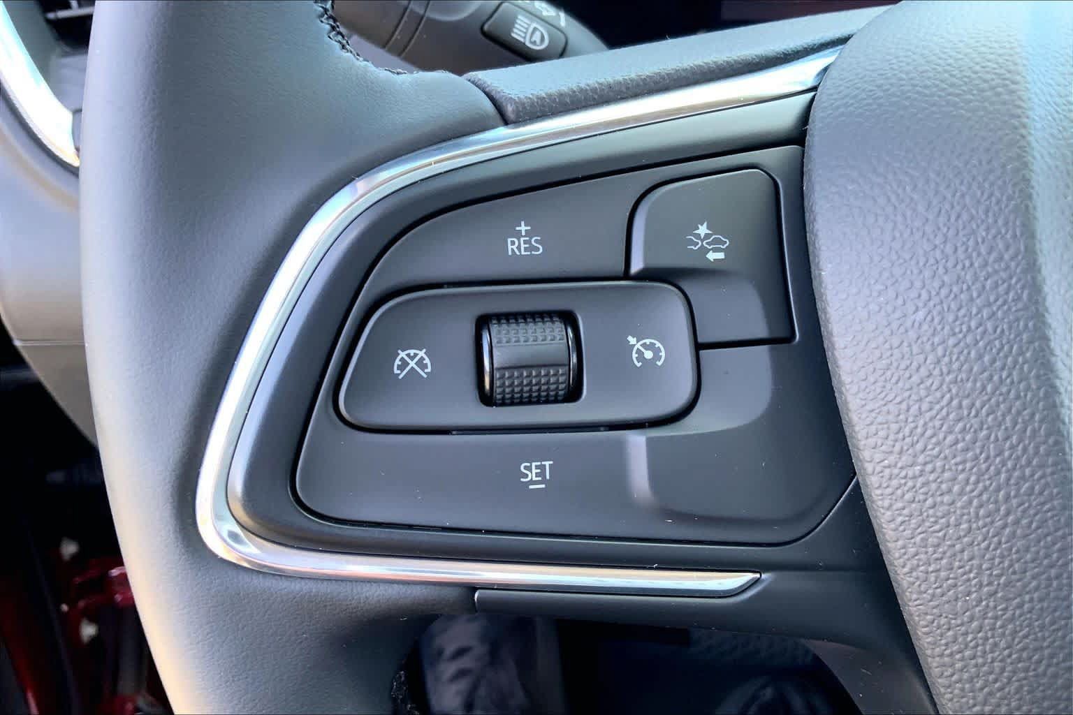 Used 2024 Buick Encore GX Sport Touring w/ Advanced Technology Package AWD/4WD image 23