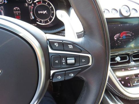 Used 2022 Aston Martin DBX AWD/4WD image 11