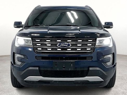 Used 2017 Ford Explorer Limited w/ Equipment Group 301A image 5