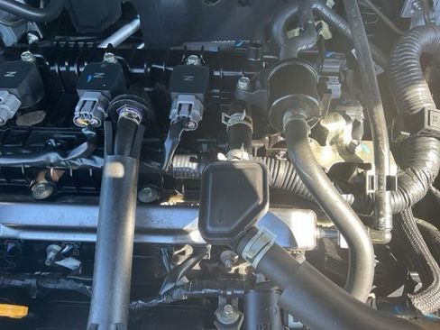 Used 2023 Nissan Versa S w/ Trunk Package image 10