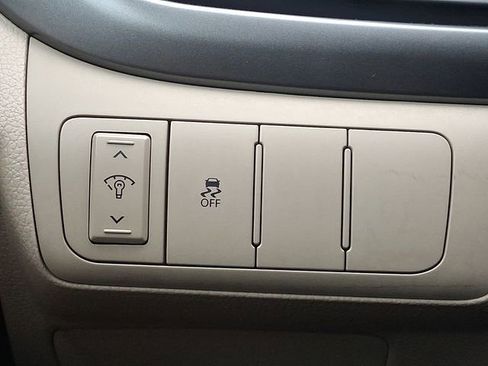 Used 2011 Kia Optima LX w/ Convenience Pkg image 25