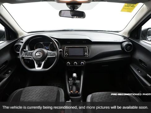 Used 2022 Nissan Kicks S FWD image 15