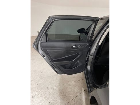 Used 2020 Volkswagen Jetta S image 11