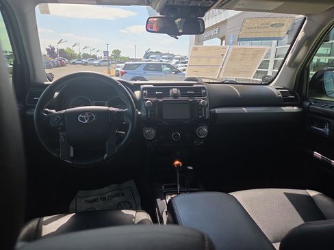 Used 2019 Toyota 4Runner TRD Off-Road Premium AWD/4WD image 15