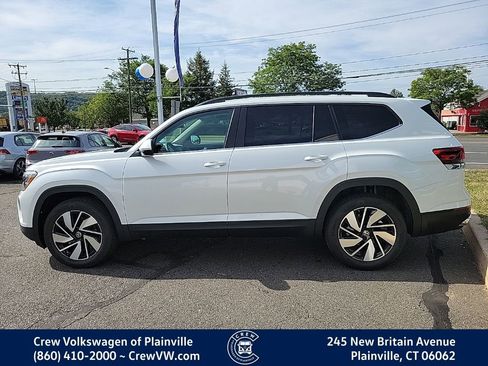 New 2026 Volkswagen Atlas SE image 10