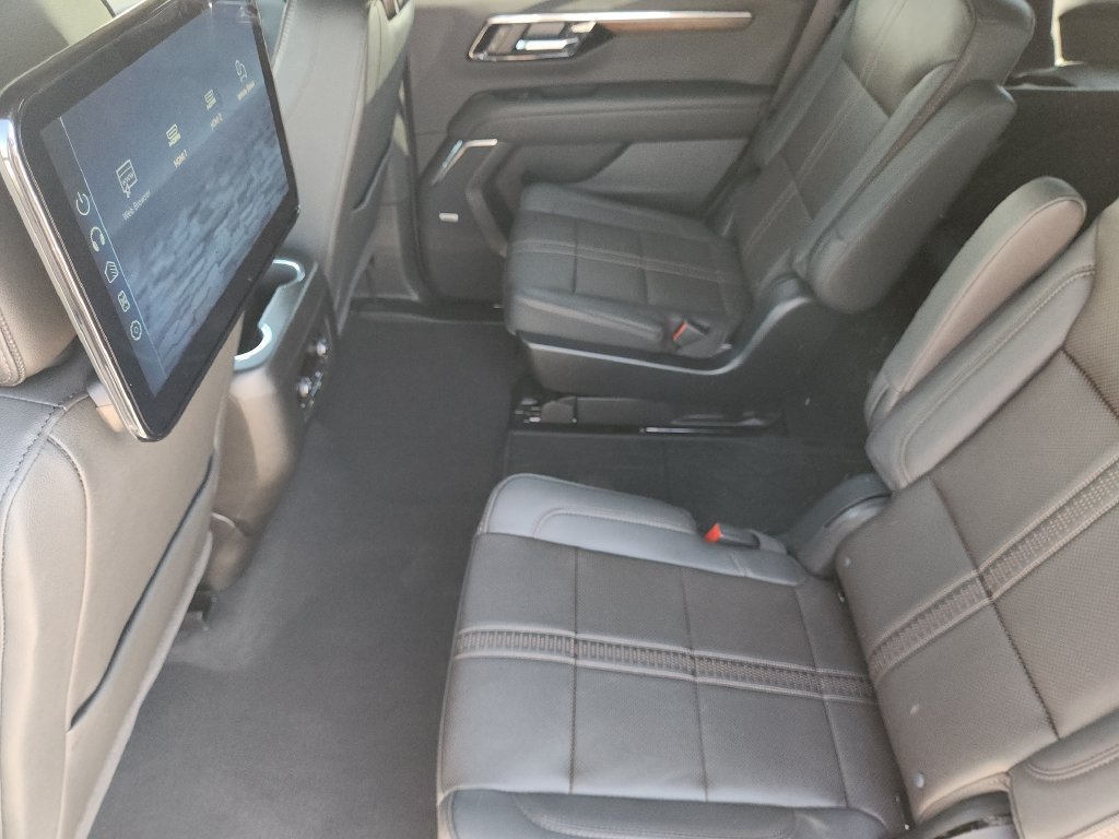 New 2026 Chevrolet Tahoe High Country AWD/4WD image 23