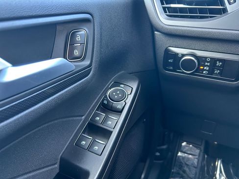 Used 2023 Ford Escape ST-Line w/ Tech Pack #1 image 18