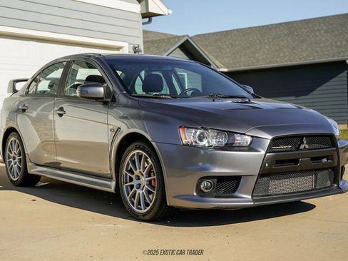 Used 2015 Mitsubishi Lancer Evolution GSR image 12
