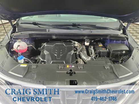 Used 2024 Kia Carnival LX image 11