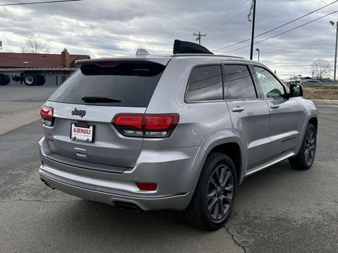 Used 2019 Jeep Grand Cherokee High Altitude image 3