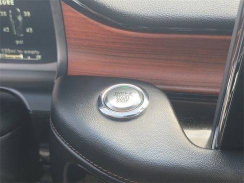 Used 2023 Lincoln Aviator Reserve w/ Equipment Group 201A image 24