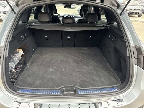 Certified 2025 Mercedes-Benz GLC 300 4MATIC image 6