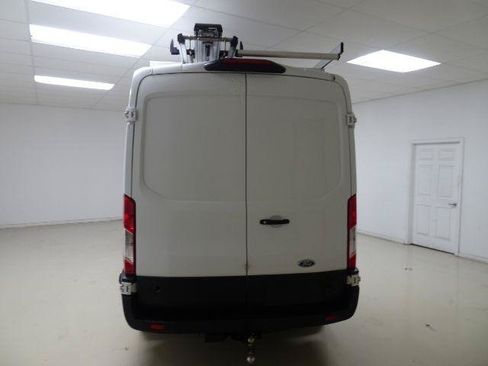 Used 2019 Ford Transit 250 148 Medium Roof RWD image 5