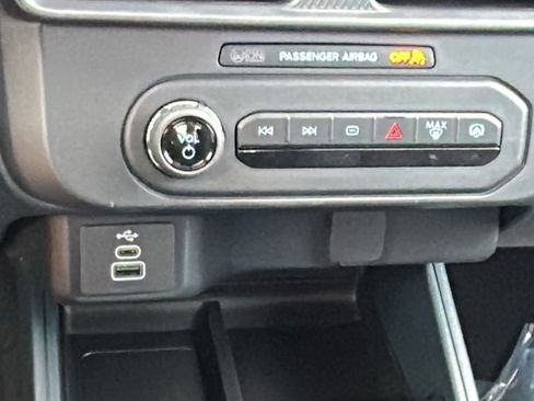 Used 2025 Ford Maverick XL image 22