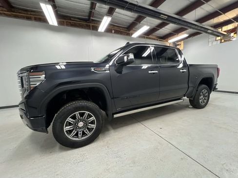 Used 2023 GMC Sierra 1500 Denali w/ Denali Reserve Package image 5