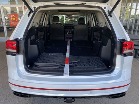 Certified 2023 Volkswagen Atlas SEL R-Line AWD/4WD image 21
