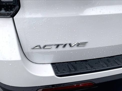 Used 2026 Ford Explorer Active w/ Active Comfort Package RWD image 25