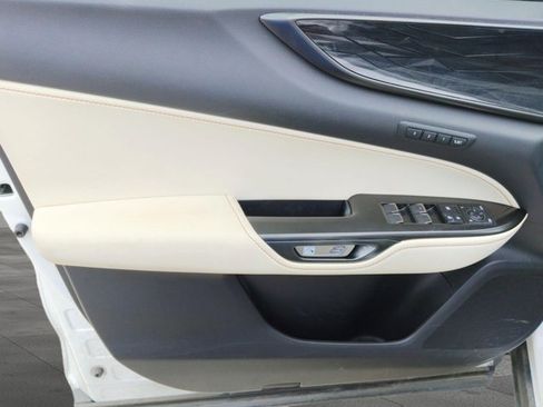 Certified 2024 Lexus NX 250 FWD w/ Towing Package (2000 Lbs) image 8
