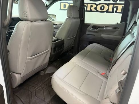 Used 2026 Chevrolet Silverado 1500 RST w/ Convenience Package II AWD/4WD image 24