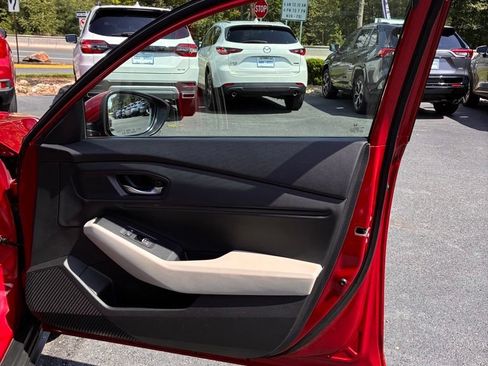 Used 2023 Honda Accord EX image 20