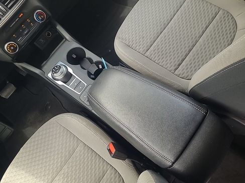 Used 2022 Ford Escape SE AWD/4WD image 16