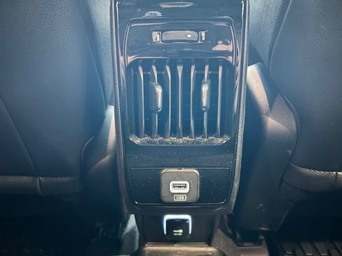 Used 2024 Jeep Compass Limited AWD/4WD image 19