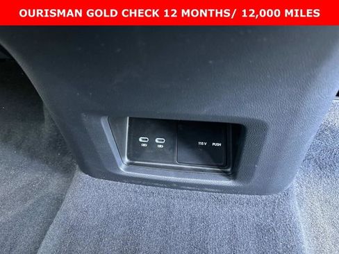 Used 2024 Volkswagen Atlas Peak Edition SEL AWD/4WD image 15