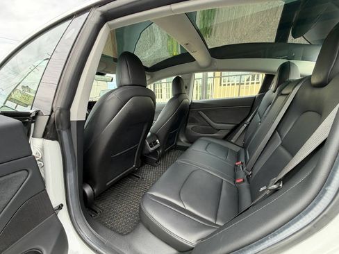 Used 2018 Tesla Model 3 Mid Range RWD image 15