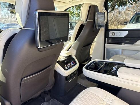 Used 2020 Lincoln Navigator L Black Label image 18