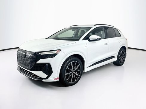 Used 2022 Audi Q4 e-tron Premium Plus AWD/4WD image 3