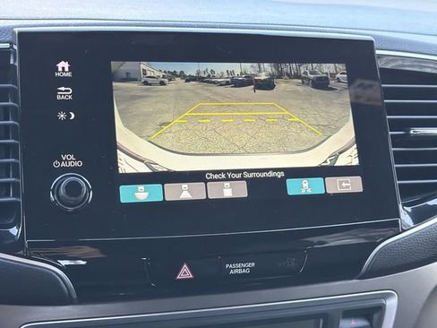 Used 2023 Honda Passport EX-L image 6