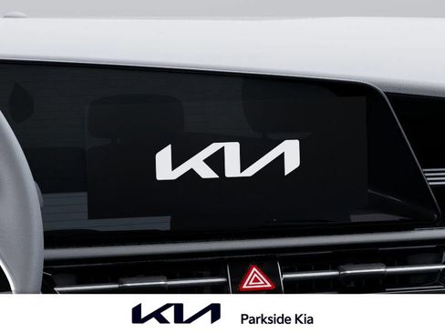 New 2025 Kia Niro EX Touring image 20