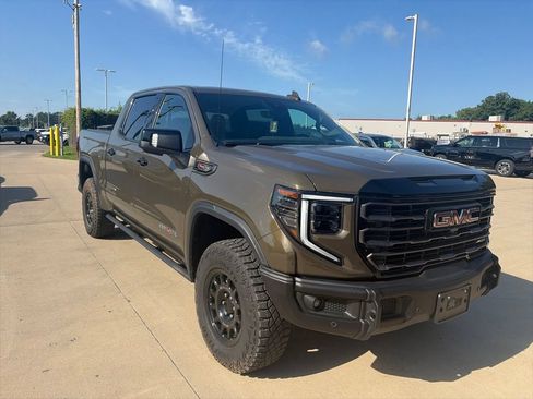 Used 2023 GMC Sierra 1500 AT4X w/ AT4X AEV Edition AWD/4WD image 5