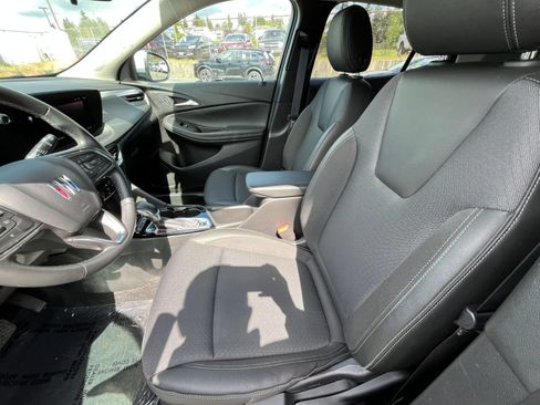 Used 2025 Buick Encore GX Preferred FWD image 28