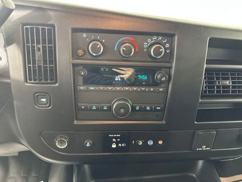 Used 2024 Chevrolet Express 2500 image 21