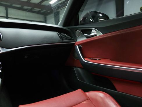 Used 2021 Kia Stinger GT1 image 43