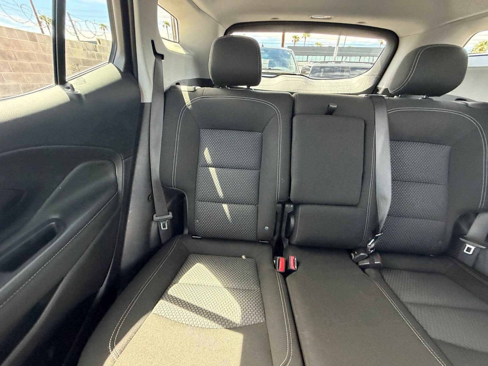 Used 2024 GMC Terrain SLE FWD image 36