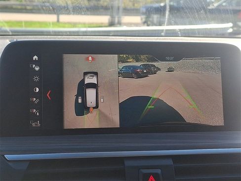 Used 2021 BMW X3 xDrive30i w/ Parking Assistance Package image 4