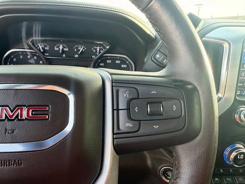Used 2021 GMC Sierra 1500 SLT AWD/4WD image 32