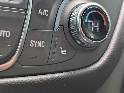 Used 2023 Chevrolet Equinox RS FWD image 31