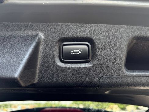Used 2023 Hyundai Santa Fe Calligraphy AWD/4WD image 9