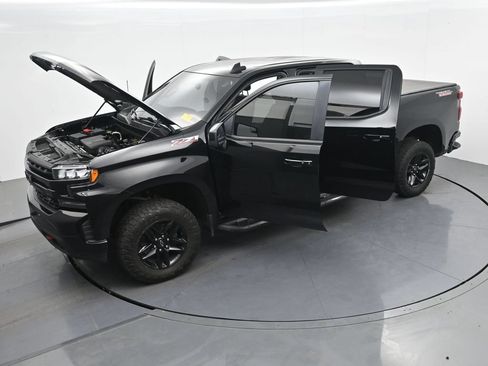 Used 2019 Chevrolet Silverado 1500 LT Trail Boss AWD/4WD image 38