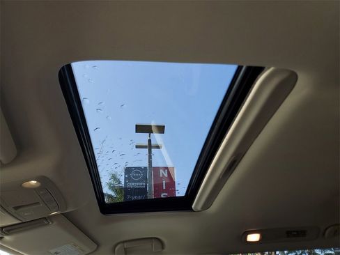 Certified 2024 Nissan Armada SL w/ Captain's Chairs Package image 18