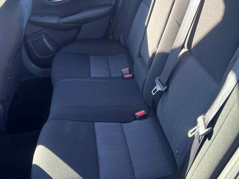 Used 2022 Nissan Sentra SV image 10