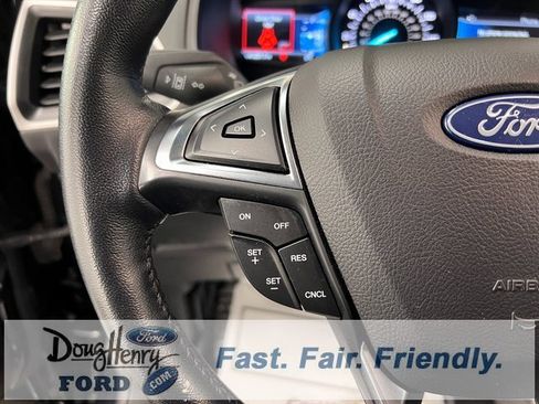 Used 2023 Ford Edge SEL image 47