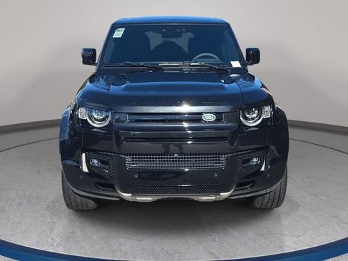 Used 2022 Land Rover Defender 110 AWD/4WD image 3