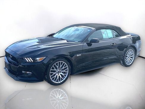 Used 2017 Ford Mustang GT Premium w/ GT Performance Package image 2