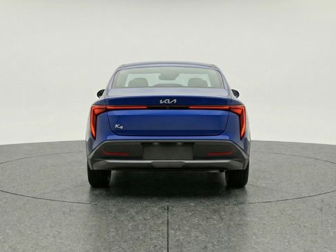 Used 2025 Kia K4 LXS image 7