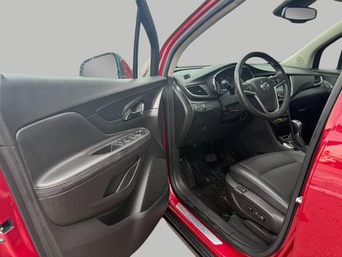 Used 2019 Buick Encore Essence w/ Experience Buick Package image 18